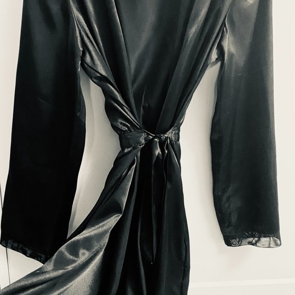 La Vie en Rose Satin Robe - Picture 2 of 6